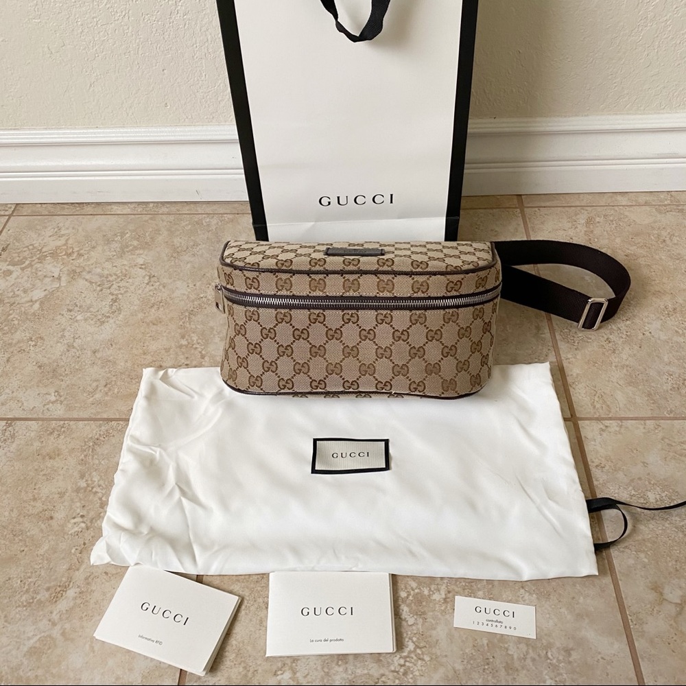 NEW authentic Gucci supreme monogram bum waist bag